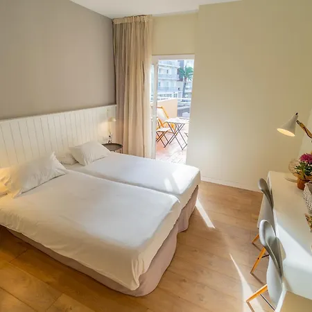 & Thalassa Sport & Hotel 3*