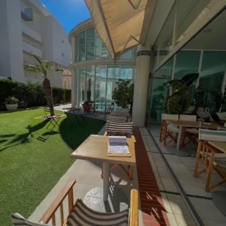 & Thalassa Sport & Hotel 3*