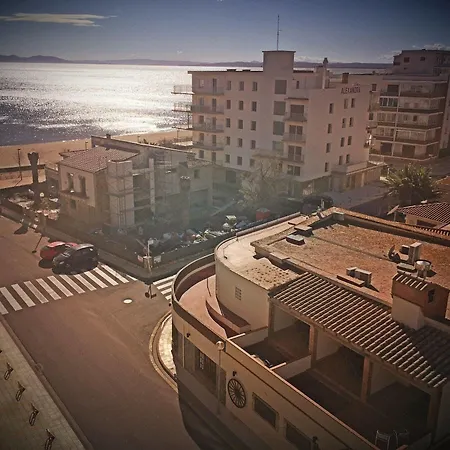 Hotel & Thalassa Sport & Roses