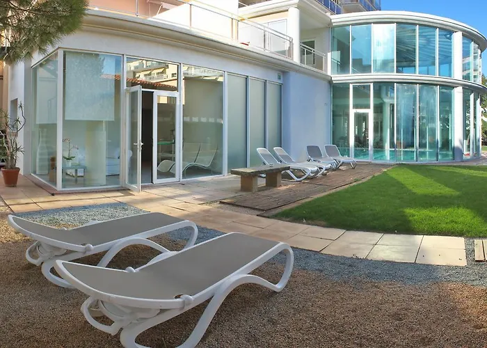 & Thalassa Sport & Wellness Roses