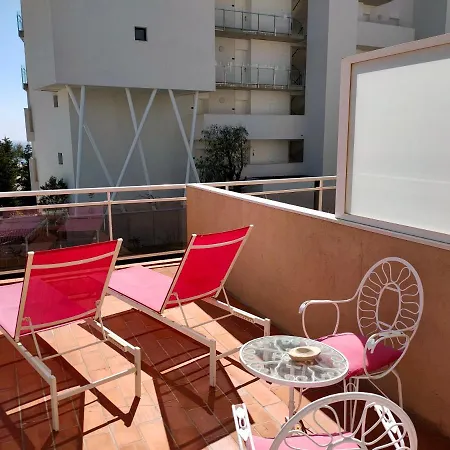 & Thalassa Sport & Hotel 3*